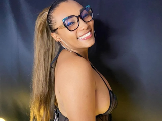 CURVYCHANELL