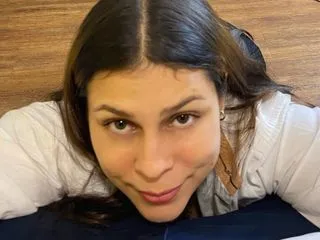 Shaniay+Tail