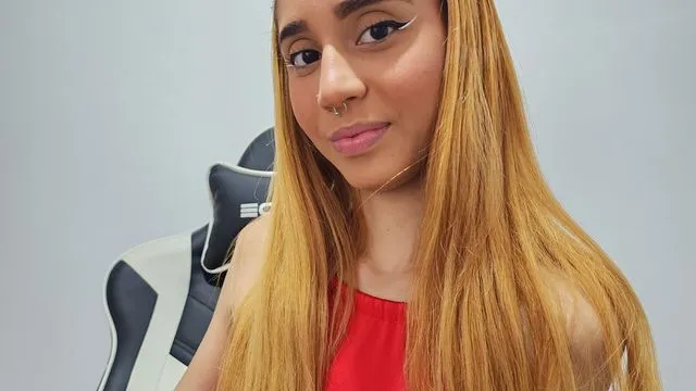 Camgirl AuraRoss, 22 Jahre