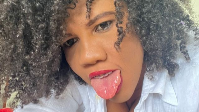 Camgirl bigban_danna, 40 Jahre