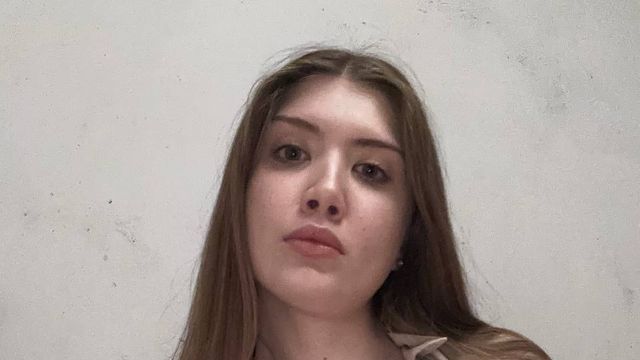 Camgirl HotCaramelss, 24 Jahre