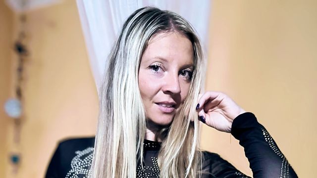 Camgirl SweetNina, 35 Jahre
