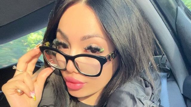 Camgirl LisaRaeeX, 21 Jahre