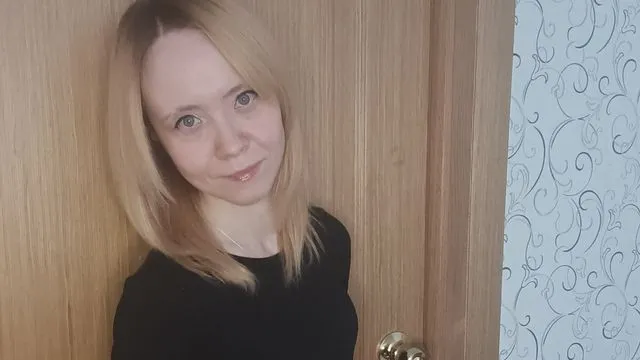Camgirl AngellCarly, 35 Jahre