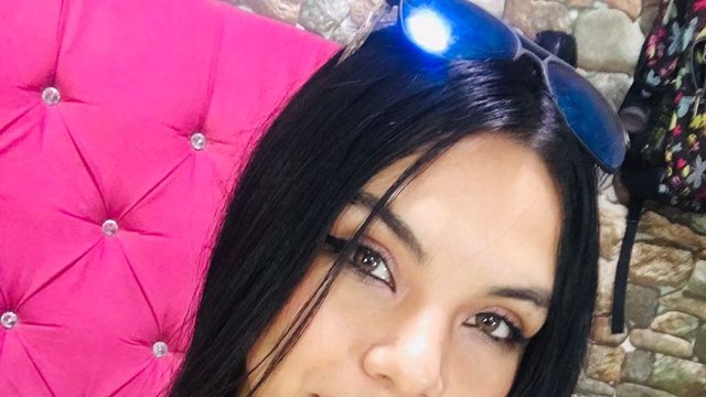 Camgirl LeslyMendez