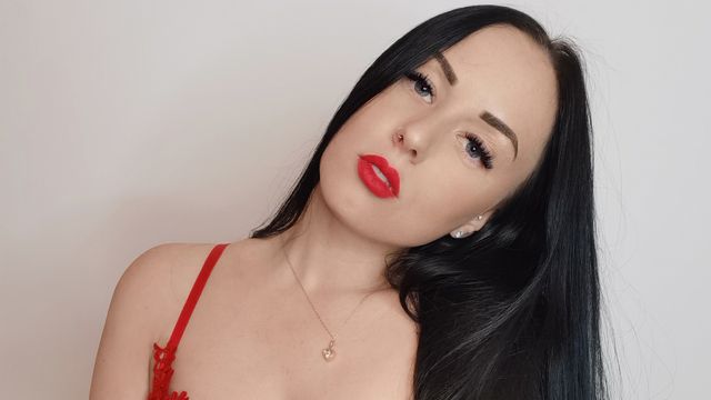 Camgirl MilaJane, 33 Jahre