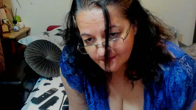 Camgirl WildHotMilf, 56 Jahre