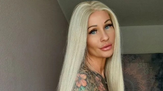 Camgirl BellaRose, 41 Jahre