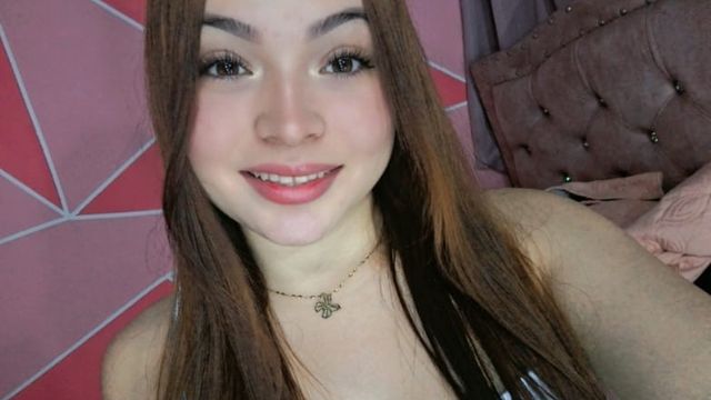 Camgirl Veroo_Hotlips, 19 Jahre