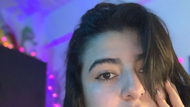 AhrianaBluff