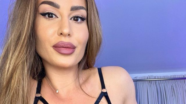 Camgirl YourWetKate, 28 Jahre