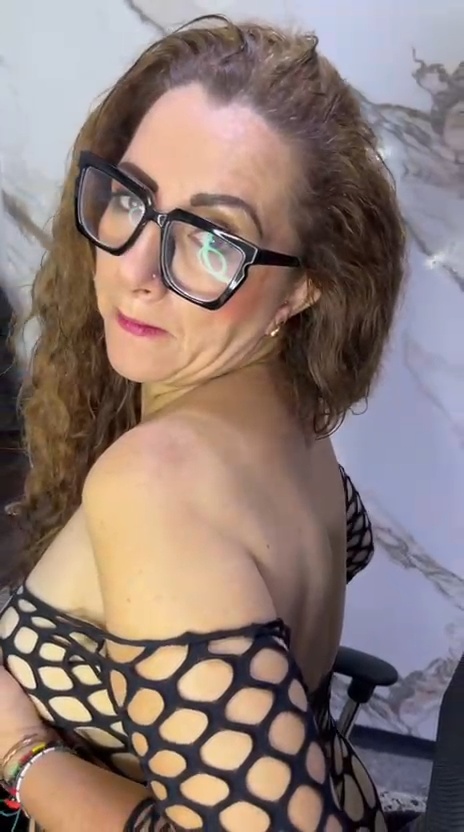 Preview 35: LILITHMATURE Love, how nice to have someone with as much experience as you. Come in love, we have to have a lot of fun