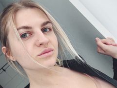 CrystalBlush LiveCam