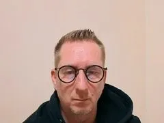 BlueLime75 LiveCam