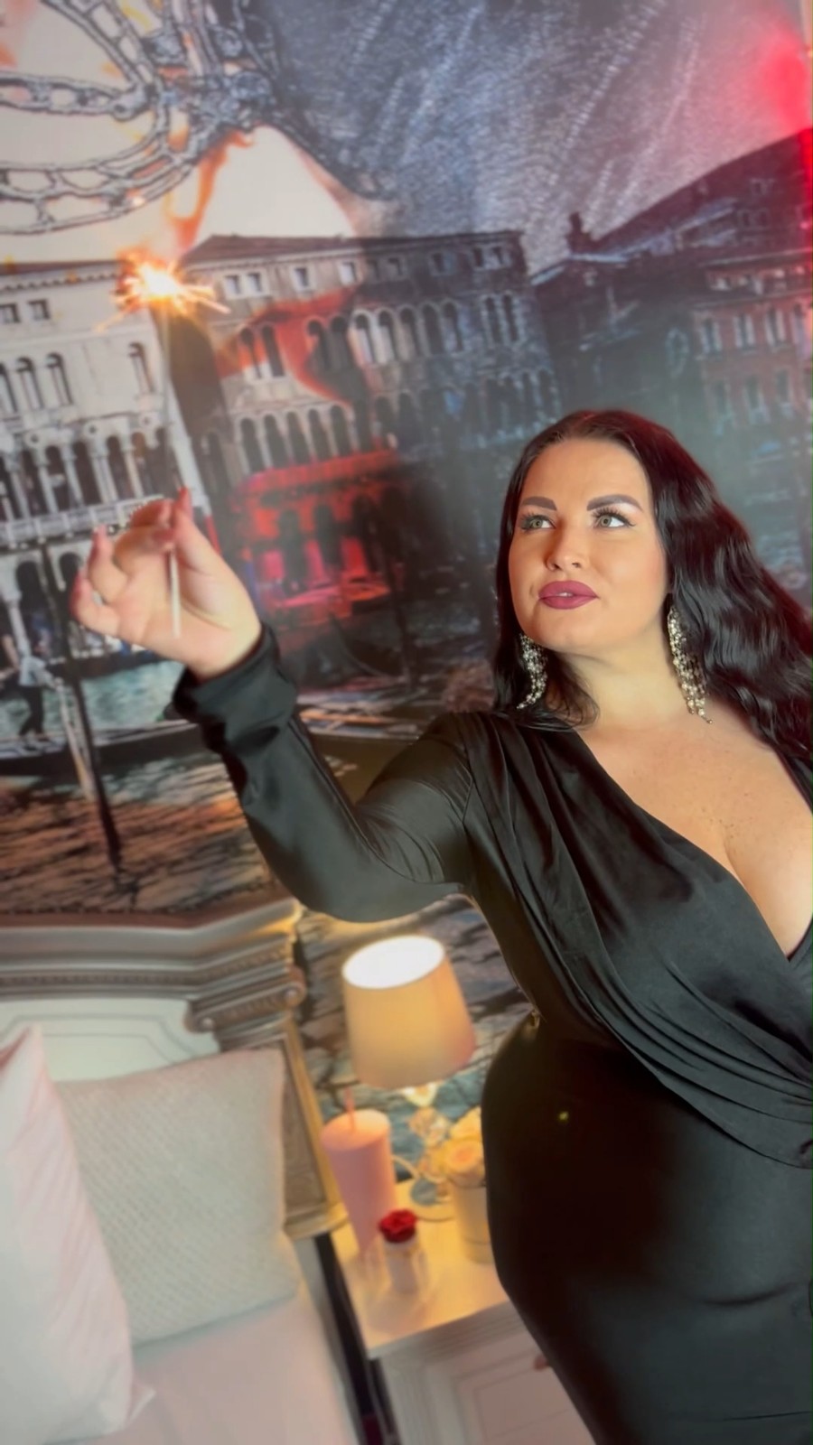 Preview 1: GeorgiaLerox Komm rein Süßer, meine Show wirst Du nicht vergessen!