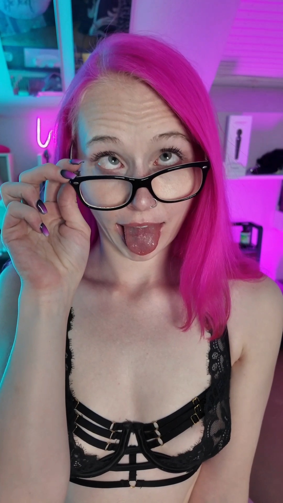 Hot Nerdy Girl
