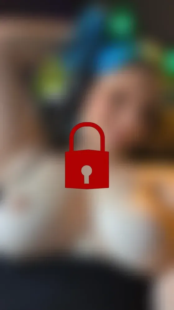 Erst eine Runde Zocken und danm mit euch vor die Cam 💦🔥