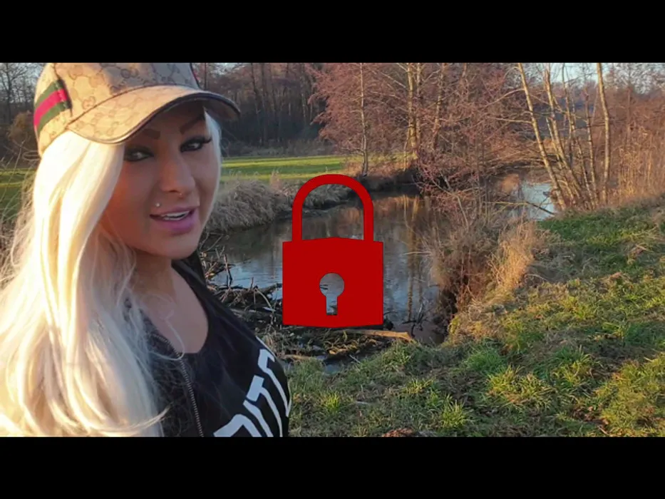 Sexsucht Outdoor befriedigt!