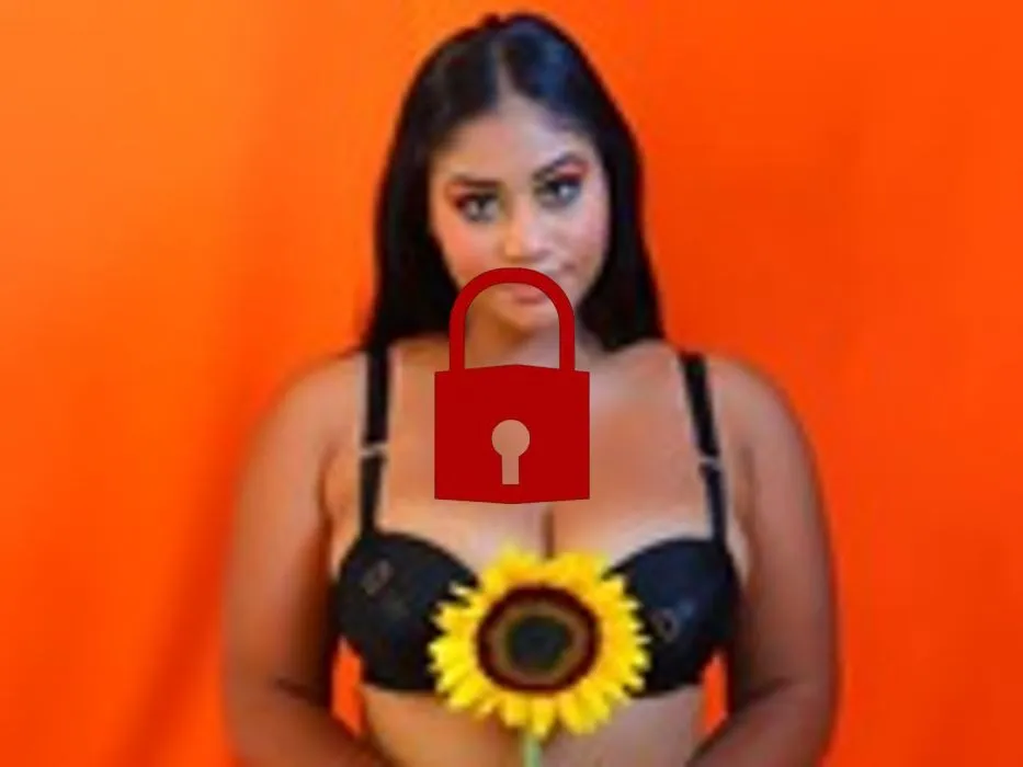 Dildo auf meiner Muschi