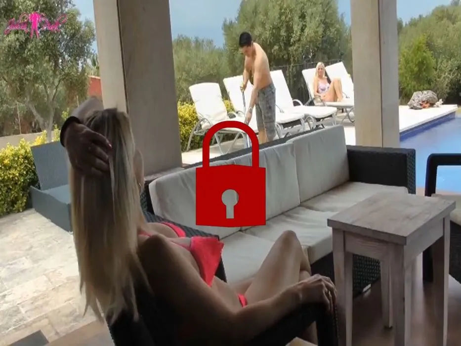 2 geile Milf´s für den Gärtner