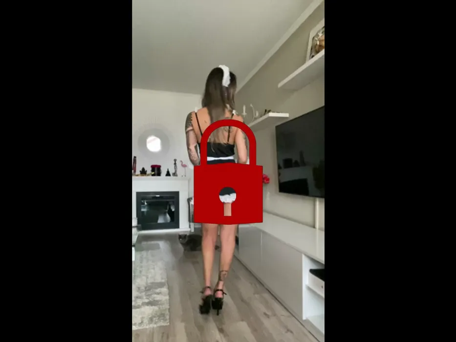 Heiße Haushälterin