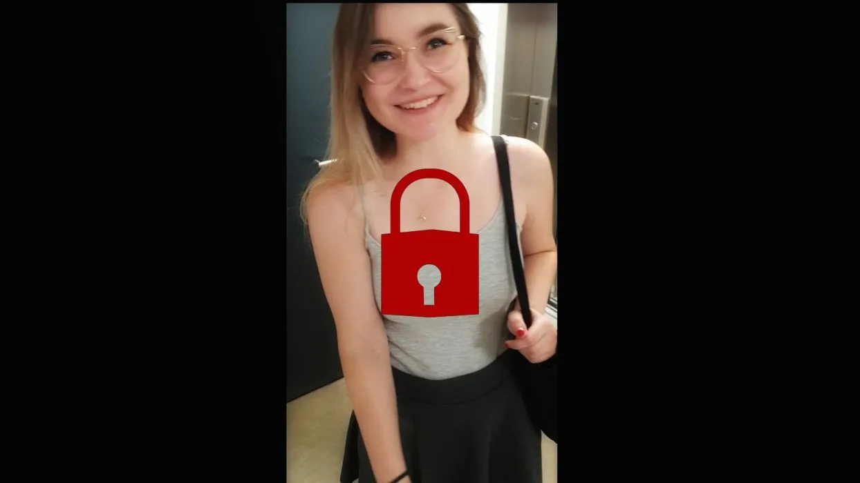 Privater Usertreff im Treppenhaus gefickt Creampie