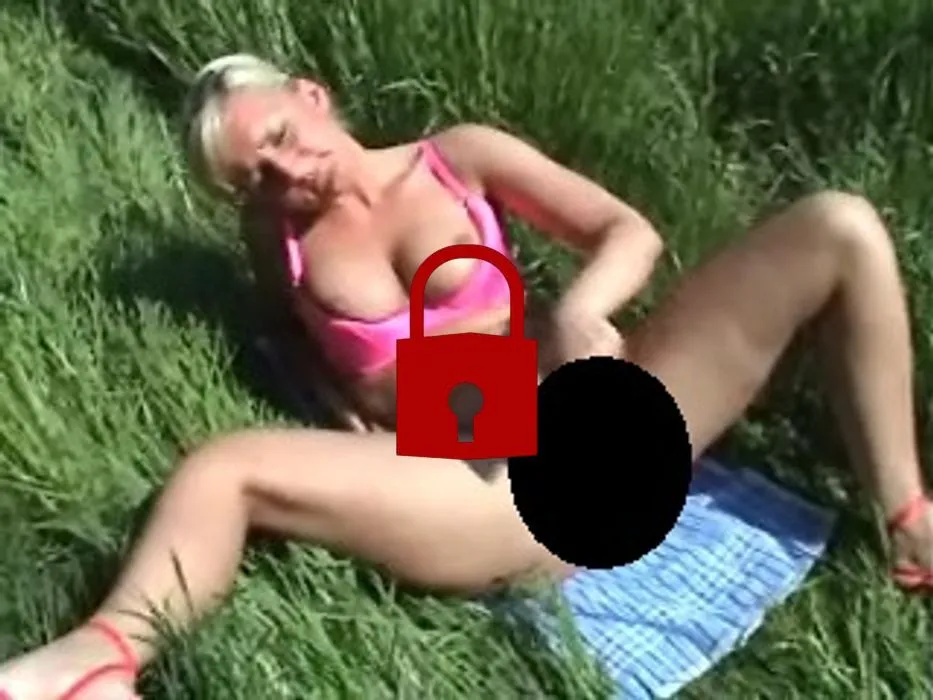 Outdoor meine Pussy gefickt