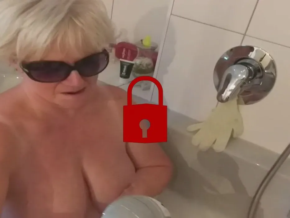 Cool eingeseift und eiskalt abgeduscht