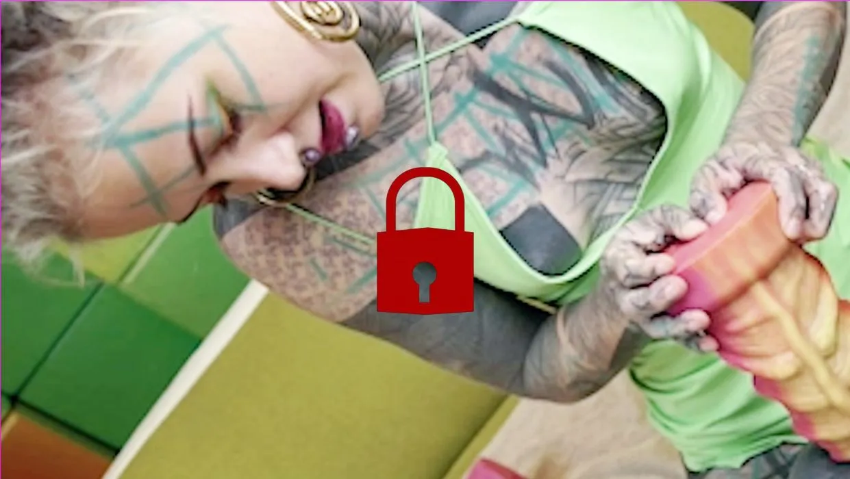 Heavily tattooed TRANS gets ANAL FISTING from professional domina - big toys, anal stretching (goth, punk, alt porn) ZF175