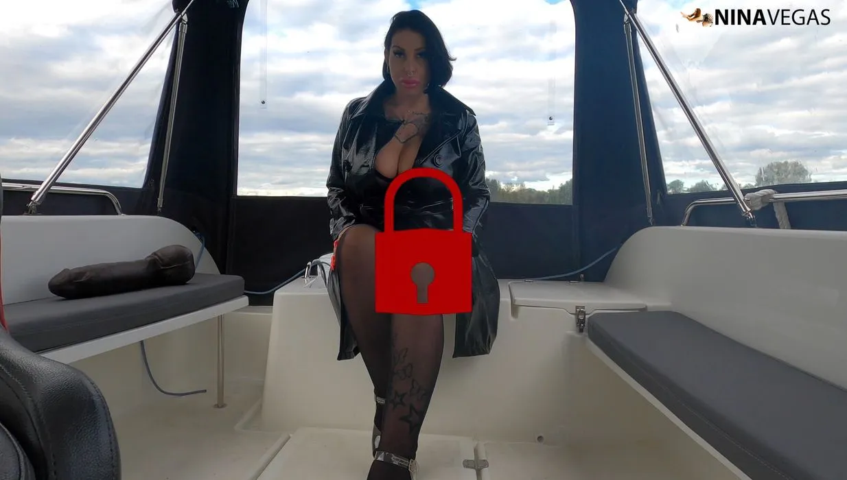 NinaVegas - Anschaffen als Hafennutte