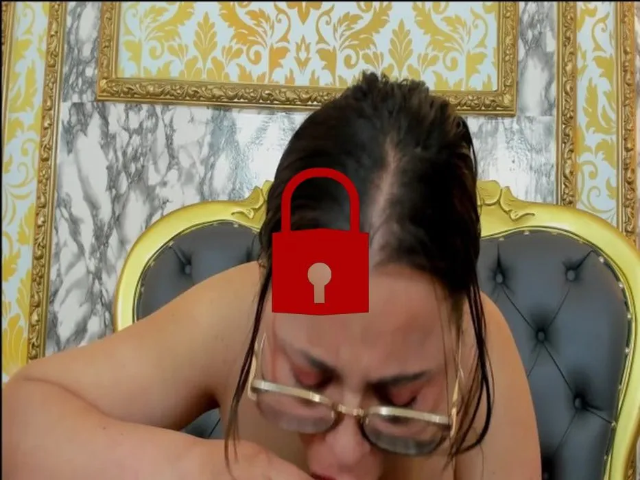 viel Speichel auf meinen Titten