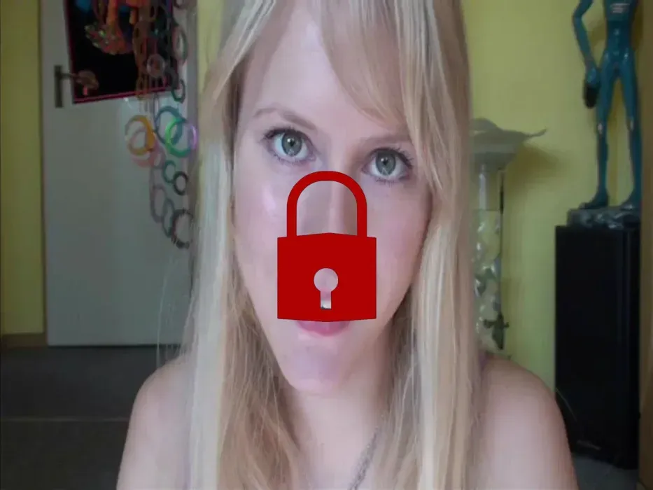 Teeny Dirtytalk und Dildofick
