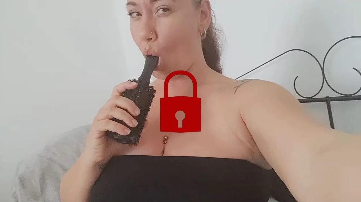 BÜRSTENFICK… SO SIEHT MEINE EINWEIHUNGSTAUFE FÜR MEIN HAARLUDER AUS!!!