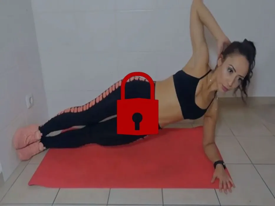 Heute wird gefickt! (strapon)