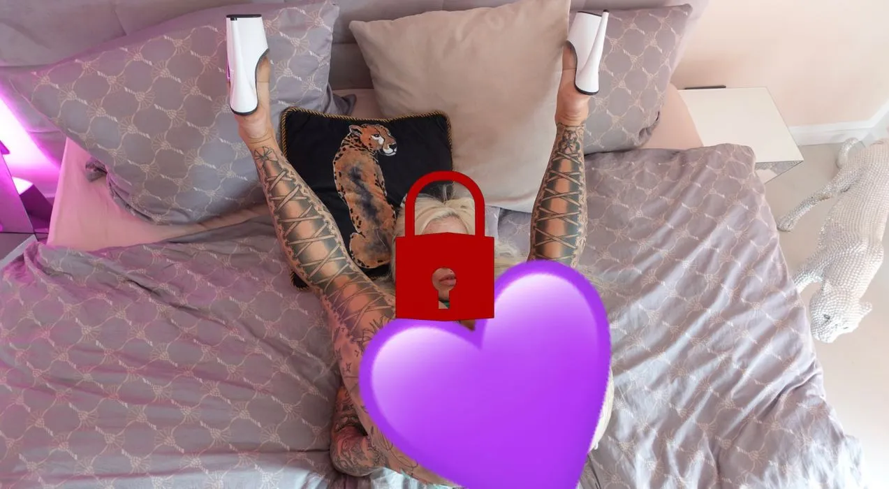 Schonmal eine FETTE & BEHAARTE Pussy gebumst? I FASZINATION