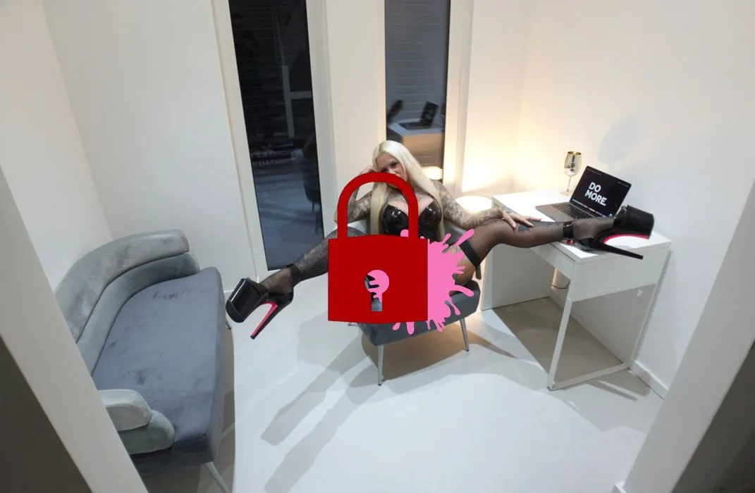 SCHAAATZ ich hab meine FETTE FOTZE für DICH