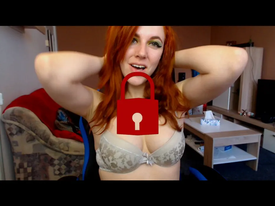 Spritz mich voll zwischen meinen Titten (Dirty Talk)