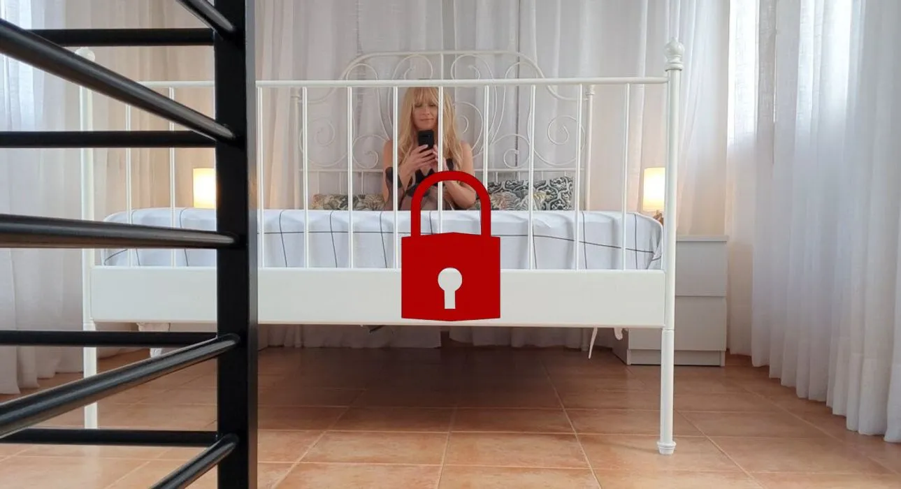 Beim Nylonfick von Jungficker (18+) besamt! Creampie!