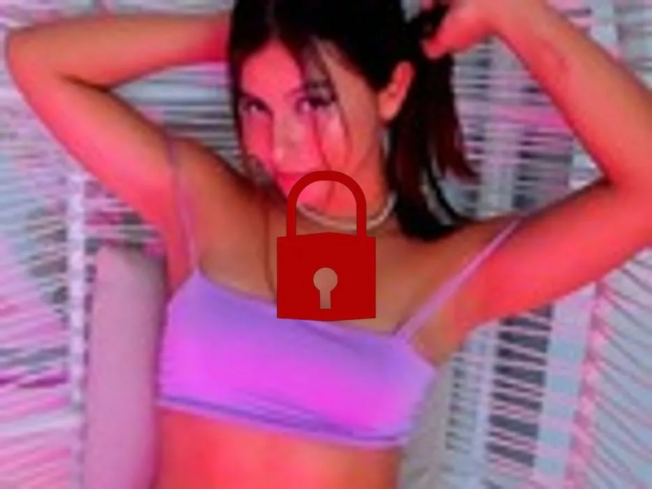 Komm, um meinen kleinen und ungezogenen Körper zu genießen?