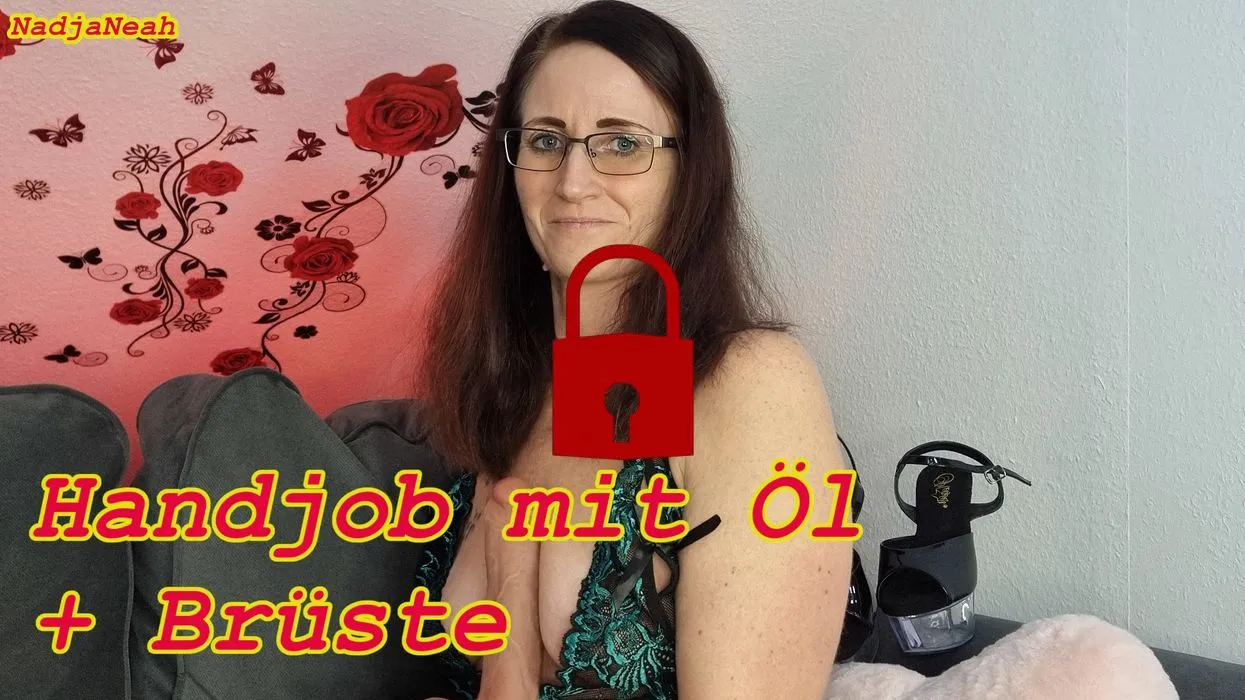 Handjob mit Öl + Nackte Brüste