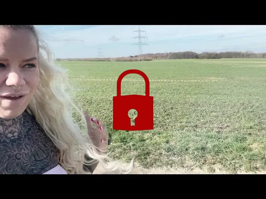 SPORT PRINZESS PISS! Hol dir den goldenen Saft!