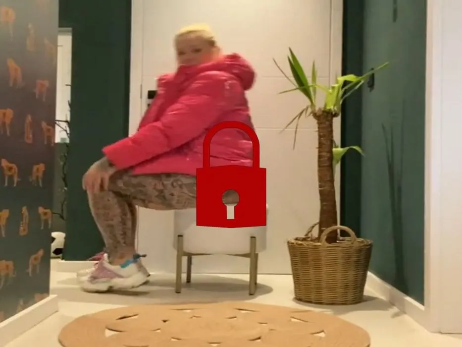 DAUNENJACKEN FICK ESKALATION | Reib mir hart die fotze wund