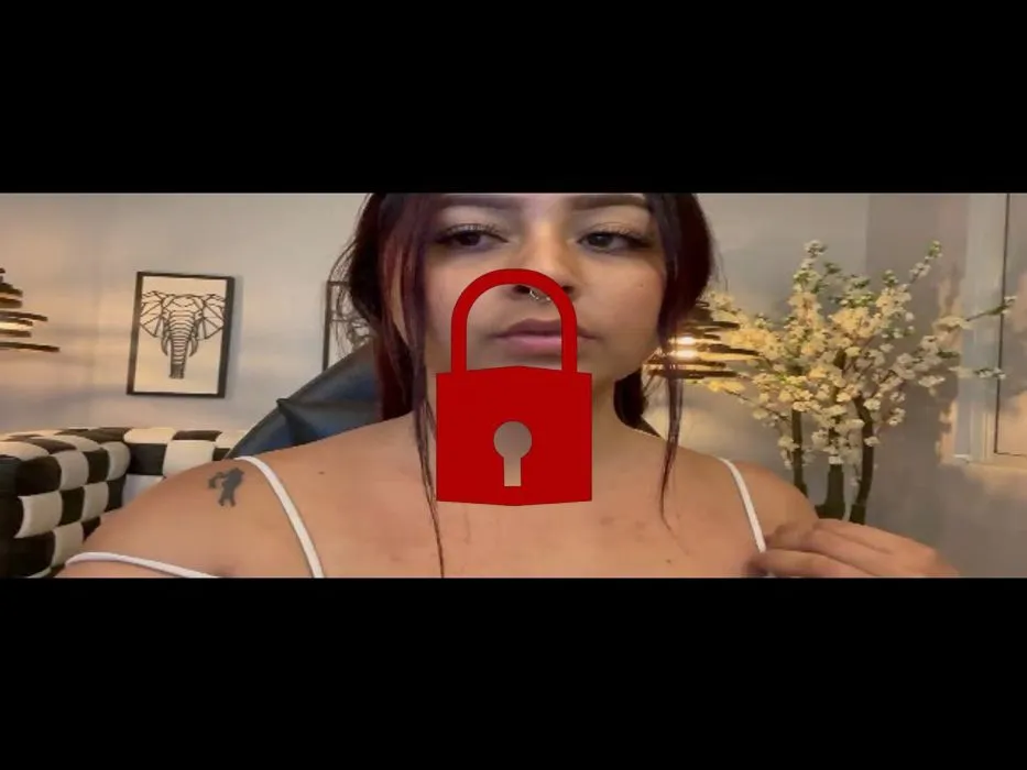 Ich masturbiere, während ich deinen ganzen Schwanz in meinen Mund stecke