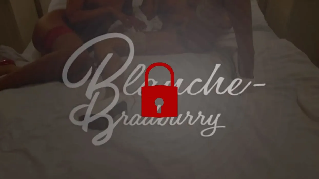 Blanche & Victoria Pure: Fisting!