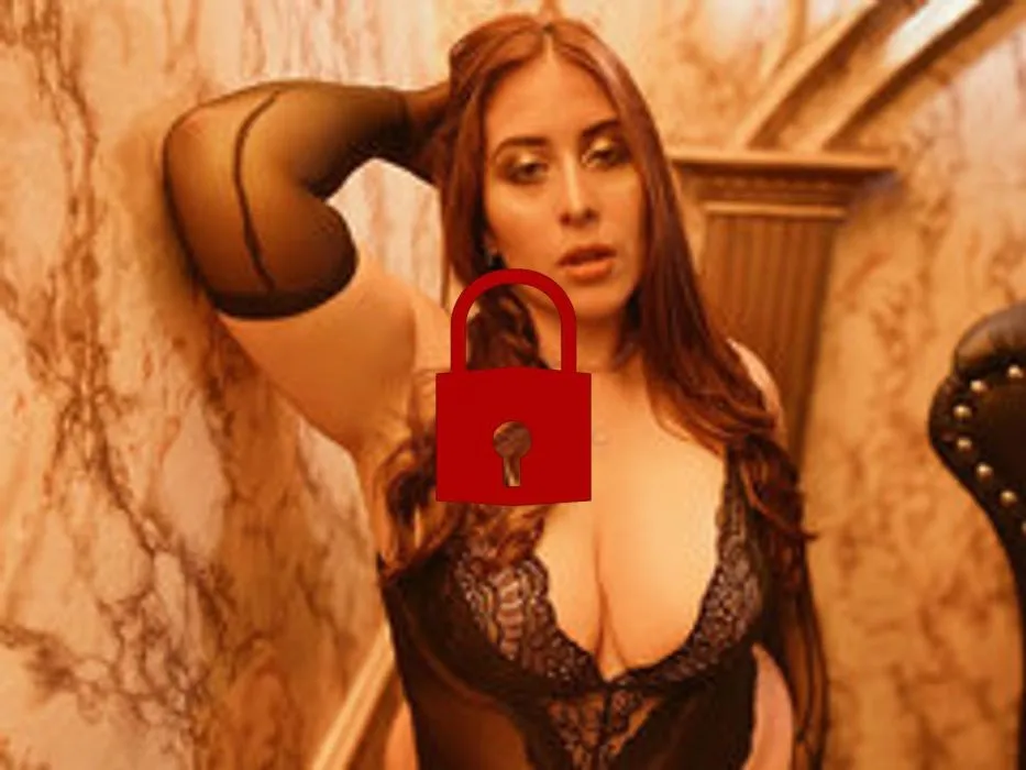 Ich werde es lieben, wenn du über meinen ganzen Mund spritzt