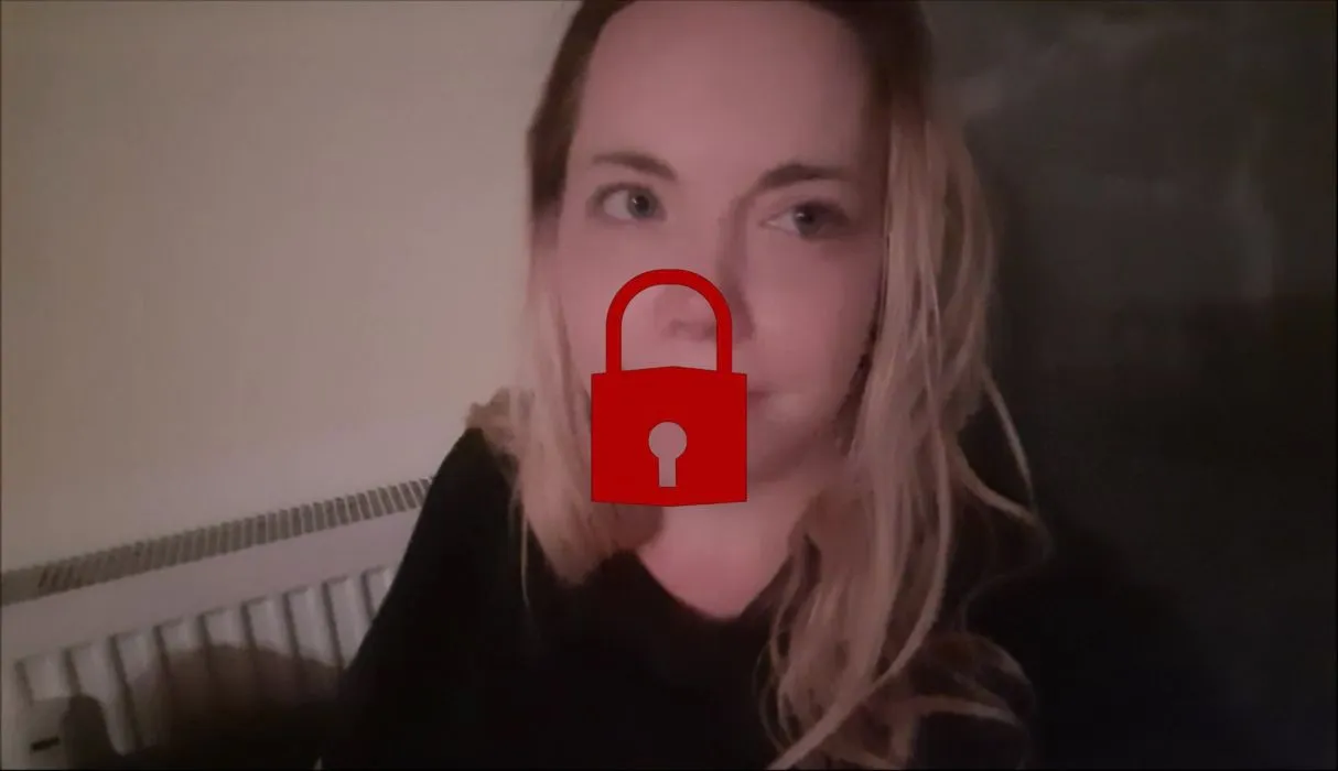 Dildo-Entspannung meiner jungen Fotze