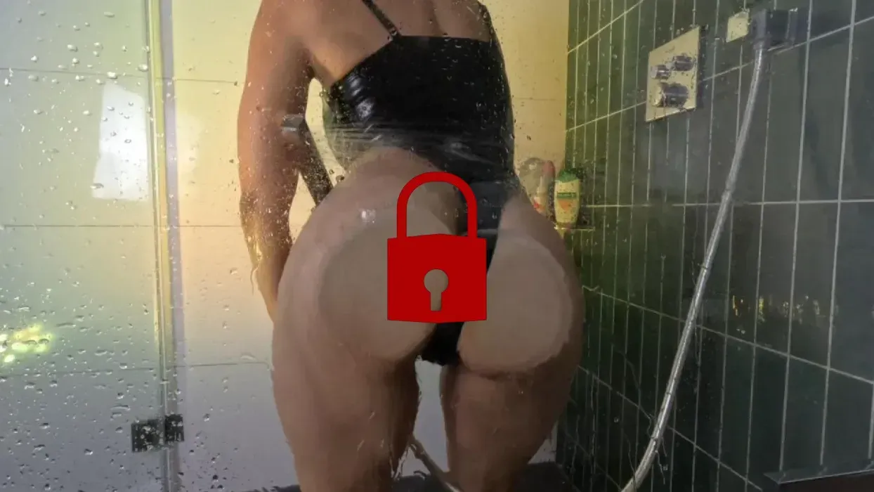 Spass unter die Dusche (Dildo Fick+ Deepthroat+ Squirt) *versaut