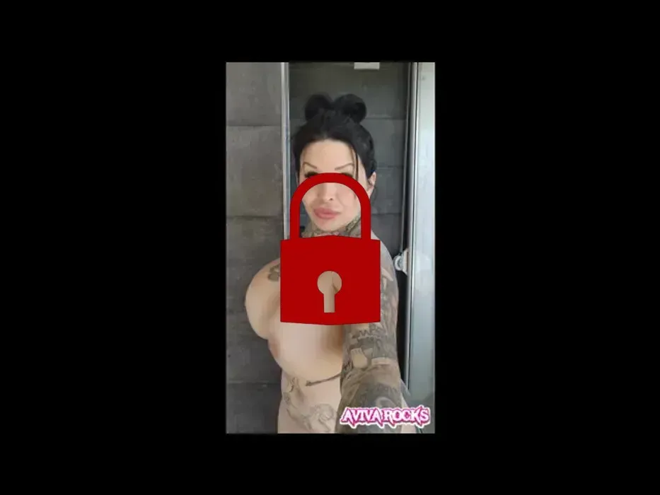 Ich spritze in der Dusche