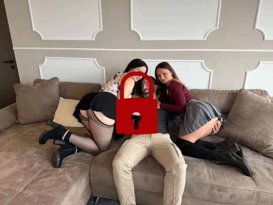 VERBOTEN! Heftiger Dreier mit unserem ehemaligen Klassenlehrer!