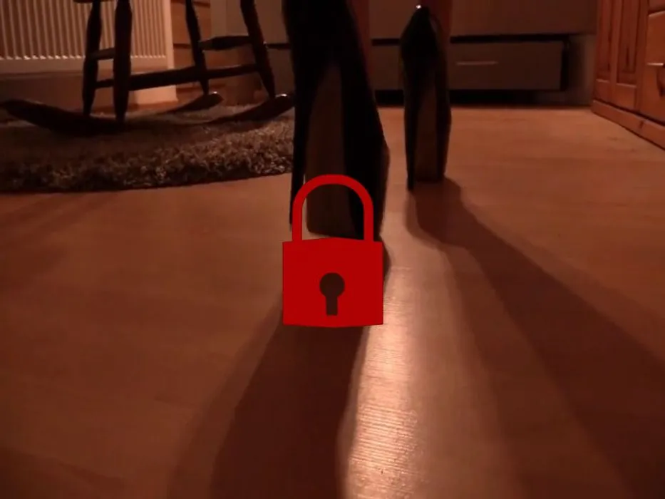 Nach dem Ritt tief in den Rachen gespritzt